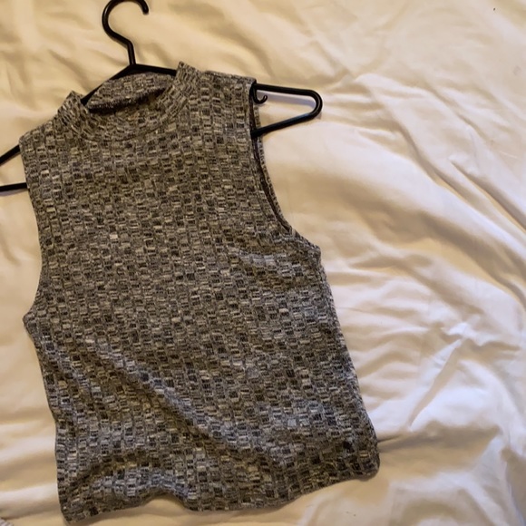 Women's grey halter tank top - Picture 5 of 5